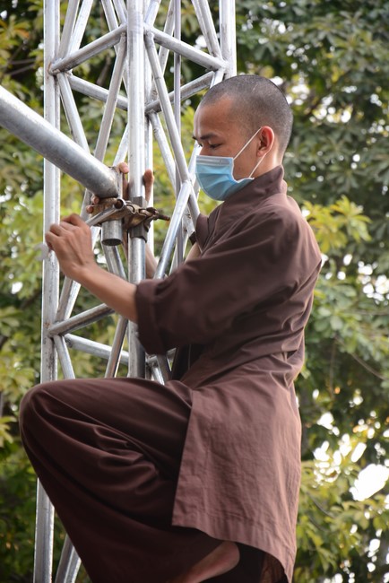 Preparing for the Great Ceremony of Buddha's Birthday 2021 (part 1)