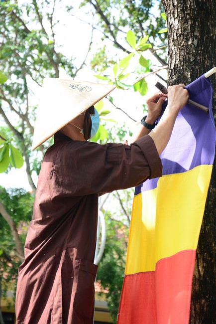 Preparing for the Great Ceremony of Buddha's Birthday 2021 (part 1)