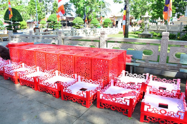 Preparing for the Great Ceremony of Buddha's Birthday 2021 (part 2)