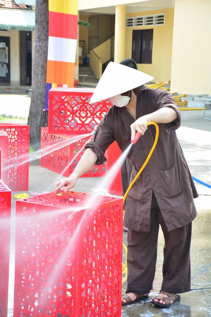 Preparing for the Great Ceremony of Buddha's Birthday 2021 (part 2)