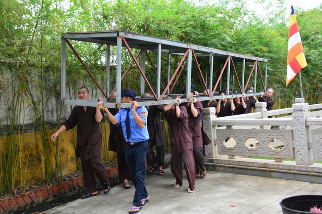 Preparing for the Great Ceremony of Buddha's Birthday 2021 (part 2)
