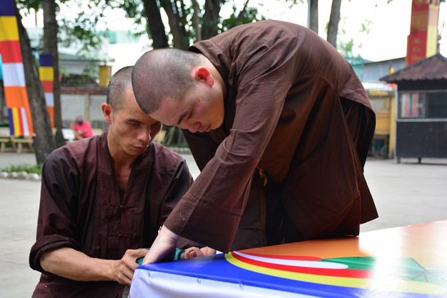 Preparing for the Great Ceremony of Buddha's Birthday 2021 (part 2)