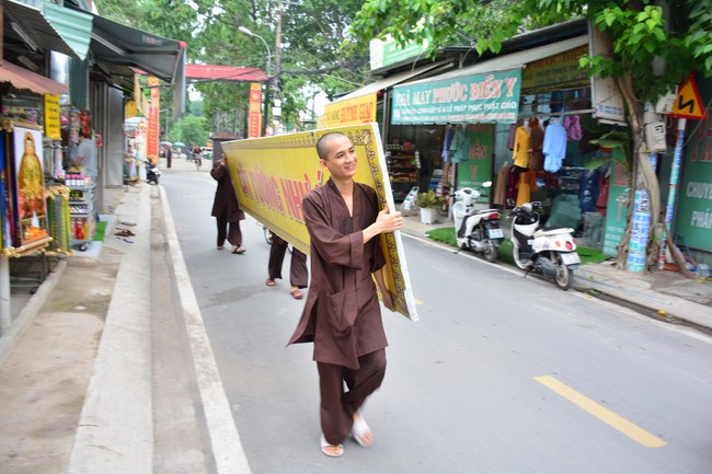 Preparing for the Great Ceremony of Buddha's Birthday 2021 (part 2)
