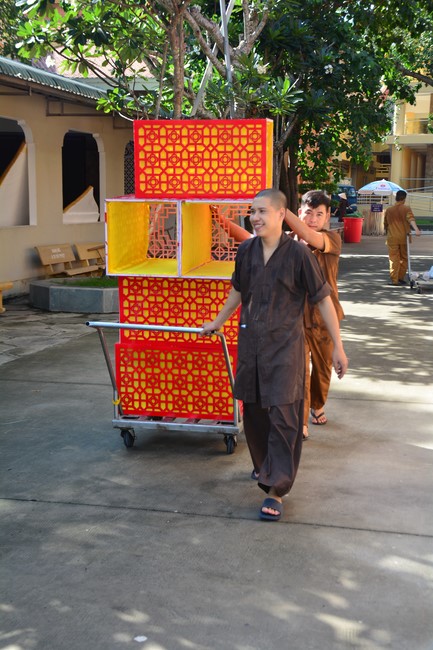 Preparing for the Great Ceremony of Buddha's Birthday 2021 (part 2)