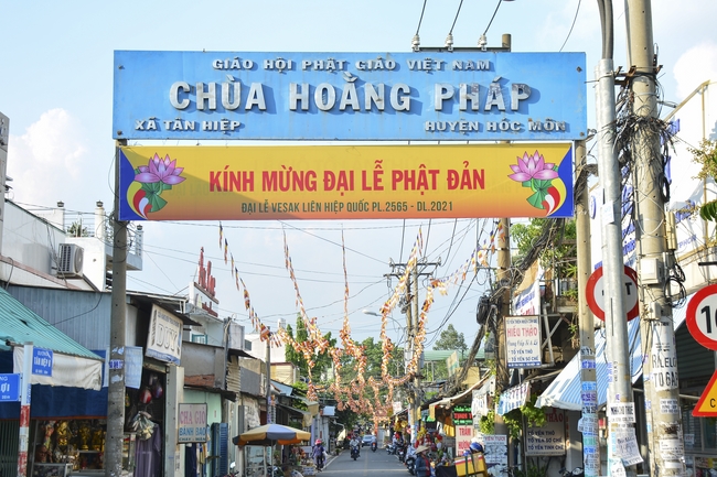 Preparing for the Great Ceremony of Buddha's Birthday 2021 (part 2)