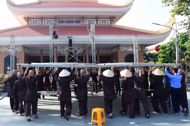 Preparing for the Great Ceremony of Buddha's Birthday 2021 (part 2)