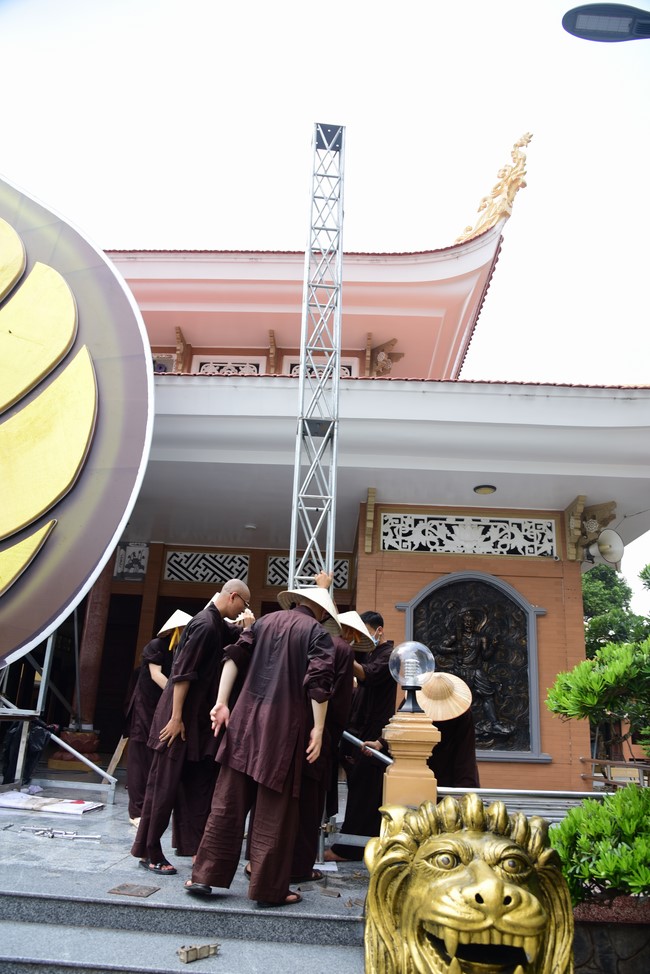 Preparing for the Great Ceremony of Buddha's Birthday 2021 (part 2)