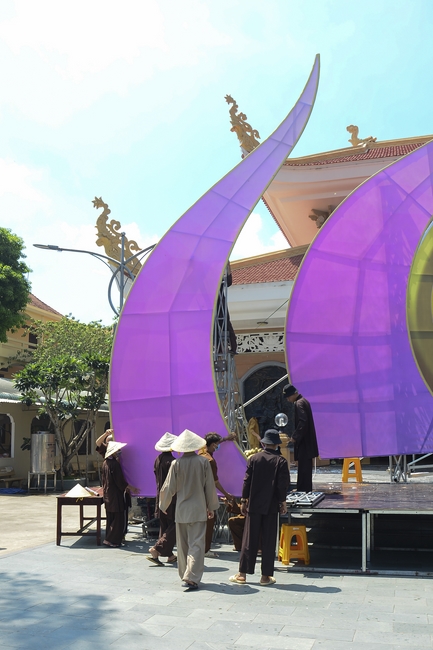 Preparing for the Great Ceremony of Buddha's Birthday 2021 (part 3)