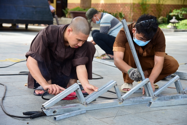 Preparing for the Great Ceremony of Buddha's Birthday 2021 (part 3)