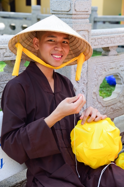 Preparing for the Great Ceremony of Buddha's Birthday 2021 (part 3)