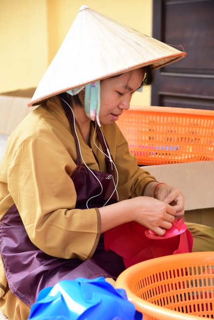 Preparing for the Great Ceremony of Buddha's Birthday 2021 (part 3)