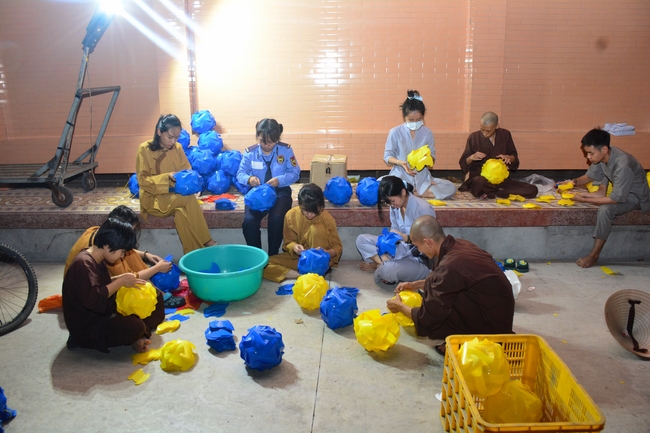 Preparing for the Great Ceremony of Buddha's Birthday 2021 (part 3)