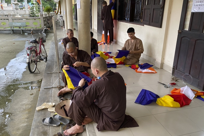 Preparing for the Great Ceremony of Buddha's Birthday 2021 (part 3)