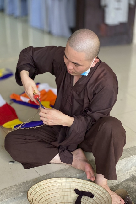 Preparing for the Great Ceremony of Buddha's Birthday 2021 (part 3)