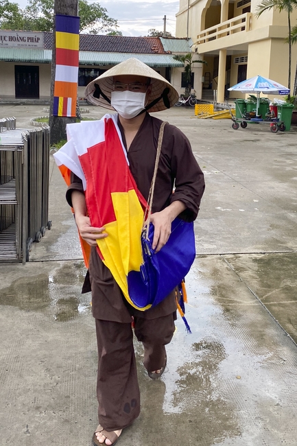 Preparing for the Great Ceremony of Buddha's Birthday 2021 (part 3)