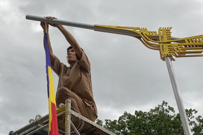 Preparing for the Great Ceremony of Buddha's Birthday 2021 (part 3)