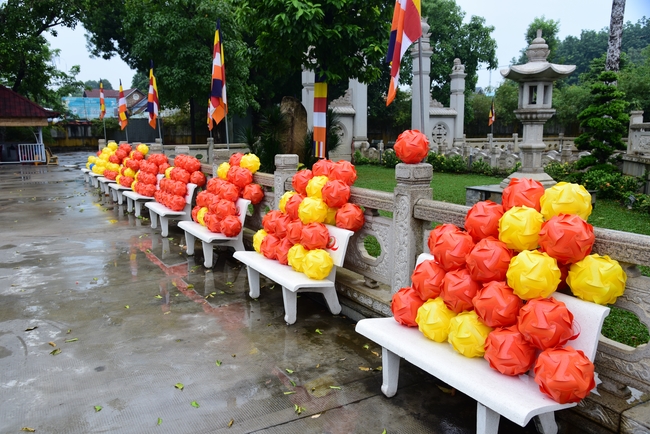 Preparing for the Great Ceremony of Buddha's Birthday 2021 (part 3)
