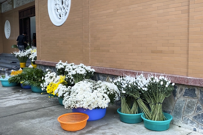 Preparing for the Great Ceremony of Buddha's Birthday 2021 (part 3)