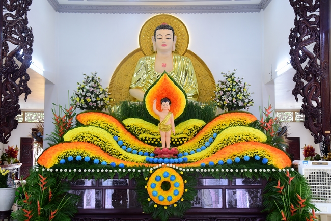 Preparing for the Great Ceremony of Buddha's Birthday 2021 (part 3)