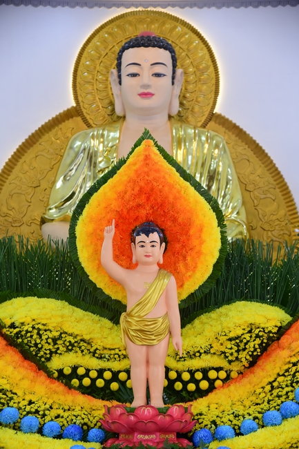 Preparing for the Great Ceremony of Buddha's Birthday 2021 (part 3)