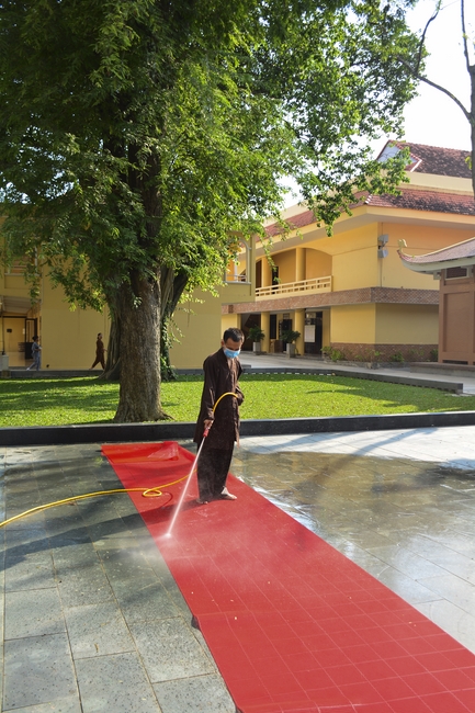 Preparing for the Great Ceremony of Buddha's Birthday 2021 (part 3)