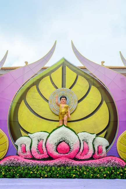 Preparing for the Great Ceremony of Buddha's Birthday 2021 (part 3)