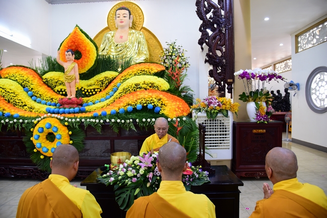 The Monastic Confession 2021 at Hoang Phap Pagoda