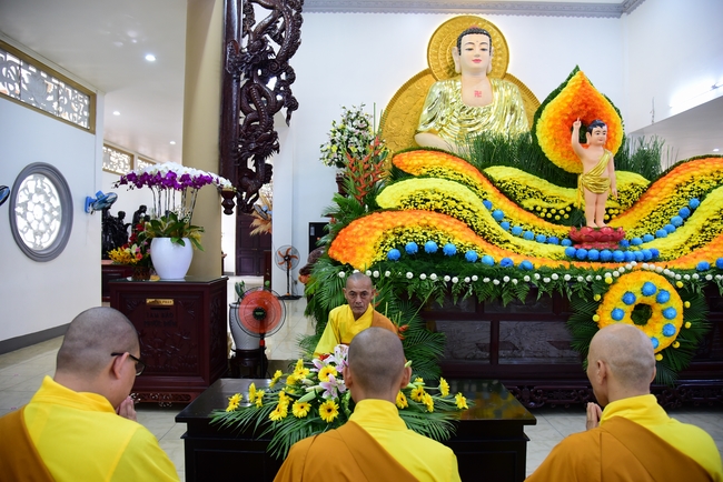 The Monastic Confession 2021 at Hoang Phap Pagoda