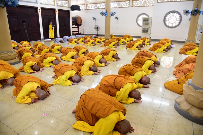 The Monastic Confession 2021 at Hoang Phap Pagoda