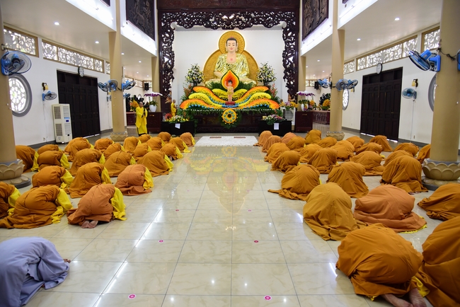 The Monastic Confession 2021 at Hoang Phap Pagoda