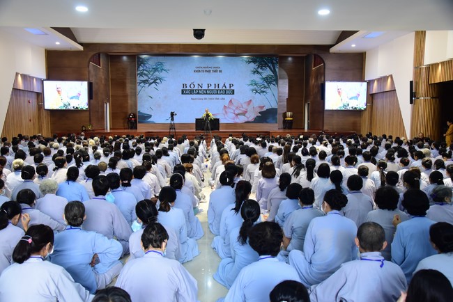 Dharma Talk “Four Dharma forming moral people” – The 96th Seven-Day Retreat
