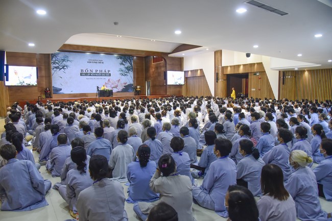 Dharma Talk “Four Dharma forming moral people” – The 96th Seven-Day Retreat