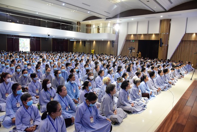Dharma Talk “Four Dharma forming moral people” – The 96th Seven-Day Retreat