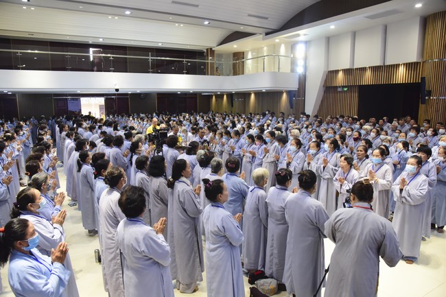 Dharma Talk “Four Dharma forming moral people” – The 96th Seven-Day Retreat