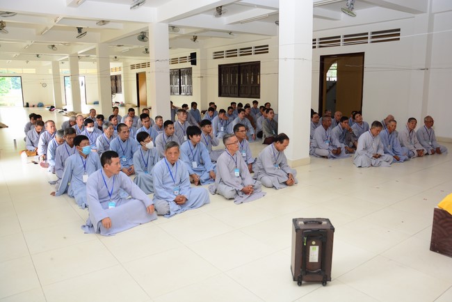 Dharma Talk “Four Dharma forming moral people” – The 96th Seven-Day Retreat