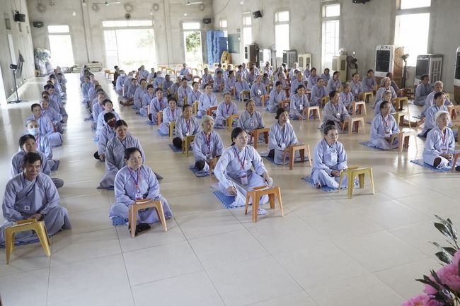 One - Day Retreat at Dong Cao pagoda