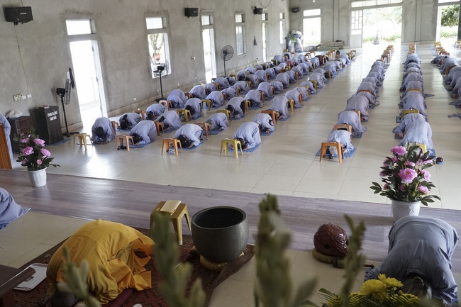 One - Day Retreat at Dong Cao pagoda