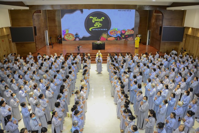 Pháp thoại “Thánh Ăn” – KTPT 96