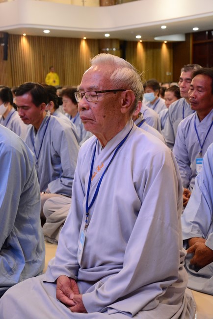 Dharma Talk “There is no affection like that for oneself” – The 96th Seven-Day Retreat.