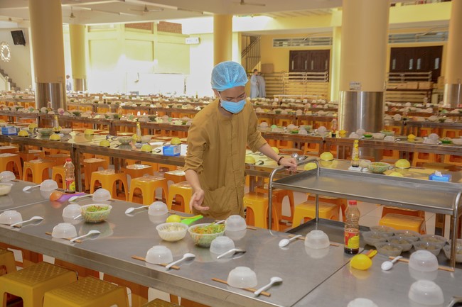 Dharma Talk “There is no affection like that for oneself” – The 96th Seven-Day Retreat.