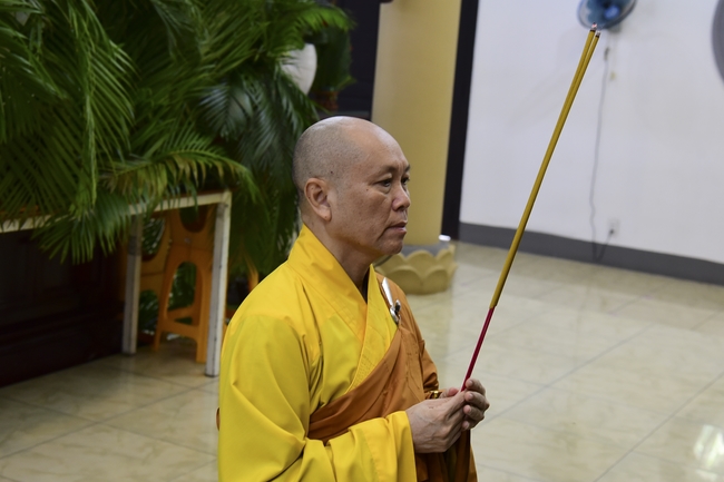 Pratimoksa commandment rite and precept listen of monks of Hoang Phap pagoda