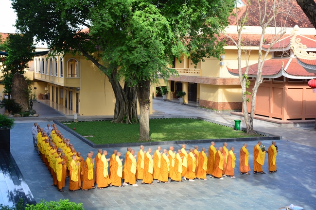Pratimoksa commandment rite and precept listen of monks of Hoang Phap pagoda