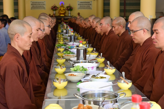 Quý Thầy chùa Hoằng Pháp an cư tập trung