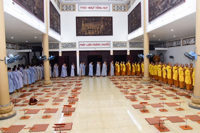 Quý Thầy chùa Hoằng Pháp an cư tập trung