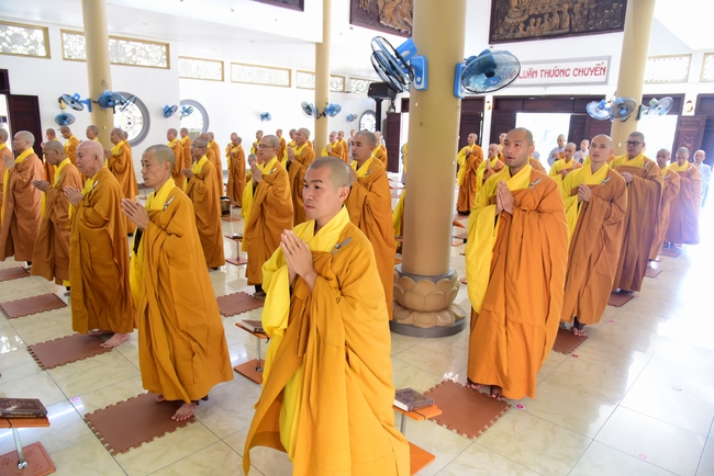 Quý Thầy chùa Hoằng Pháp an cư tập trung