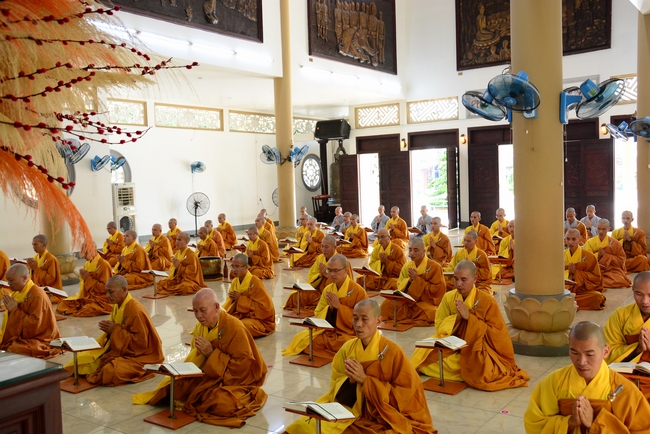 Quý Thầy chùa Hoằng Pháp an cư tập trung