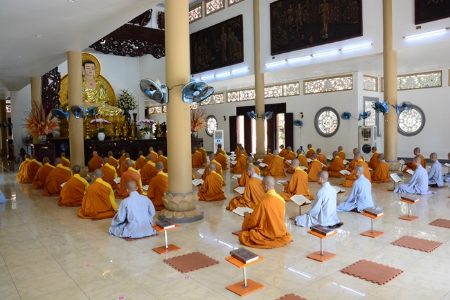 Quý Thầy chùa Hoằng Pháp an cư tập trung