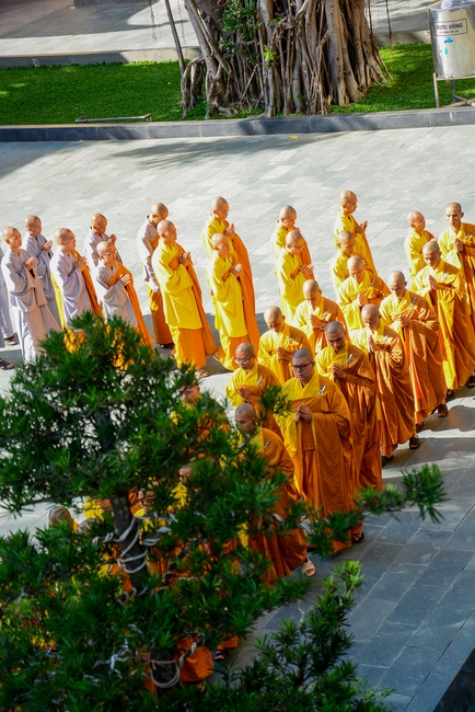 Quý Thầy chùa Hoằng Pháp an cư tập trung