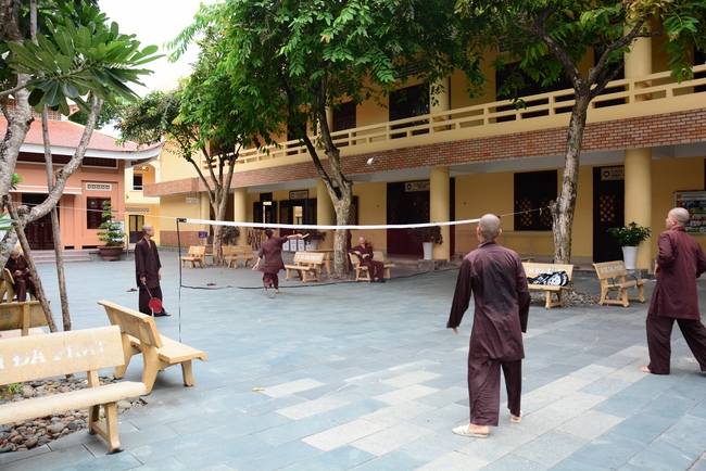 Quý Thầy chùa Hoằng Pháp an cư tập trung