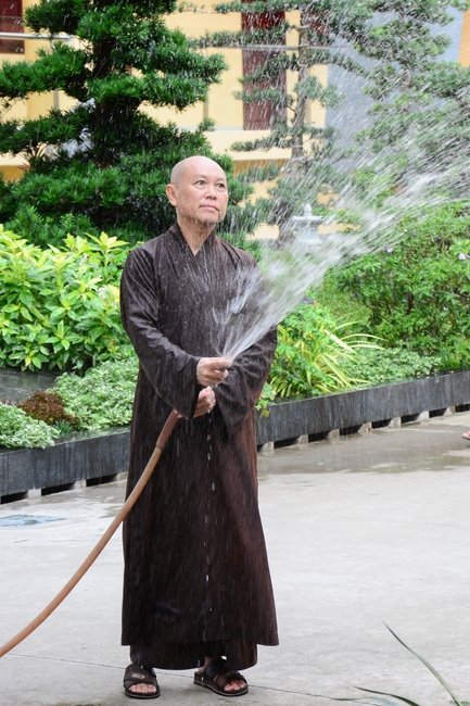 Quý Thầy chùa Hoằng Pháp an cư tập trung